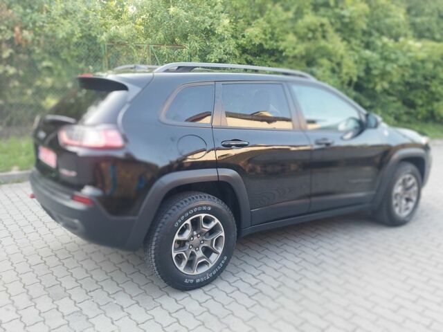 Черный Джип Чероки, объемом двигателя 3.25 л и пробегом 111 тыс. км за 18570 $, фото 2 на Automoto.ua