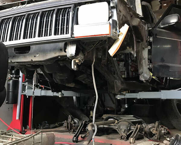 Черный Джип Чероки, объемом двигателя 2.1 л и пробегом 100 тыс. км за 12000 $, фото 18 на Automoto.ua