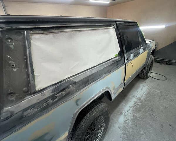 Черный Джип Чероки, объемом двигателя 2.1 л и пробегом 100 тыс. км за 12000 $, фото 35 на Automoto.ua