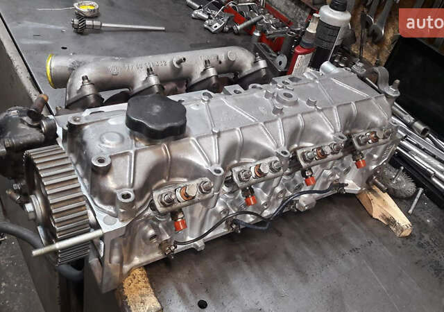 Черный Джип Чероки, объемом двигателя 2.1 л и пробегом 100 тыс. км за 12000 $, фото 41 на Automoto.ua