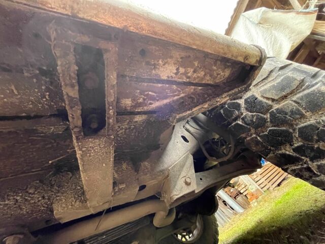 Черный Джип Чероки, объемом двигателя 4 л и пробегом 350 тыс. км за 3800 $, фото 16 на Automoto.ua