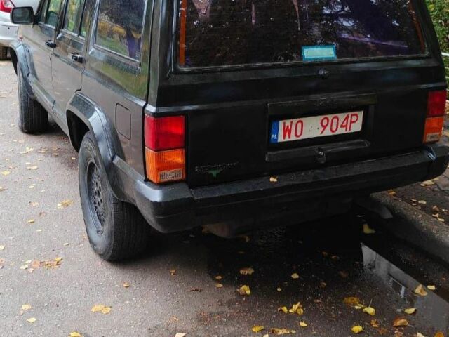 Чорний Джип Cherokee, об'ємом двигуна 2.5 л та пробігом 3 тис. км за 3500 $, фото 4 на Automoto.ua