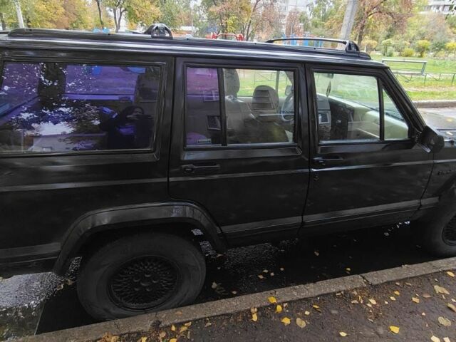 Чорний Джип Cherokee, об'ємом двигуна 2.5 л та пробігом 3 тис. км за 3500 $, фото 10 на Automoto.ua