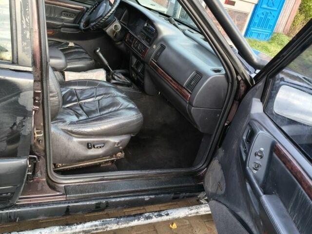 Джип Чероки 1997 в Сумах на Automoto.ua Черный Джип Чероки, объемом двигателя 0 л и пробегом 280 тыс. км за 3800 $, фото 10 на Automoto.ua