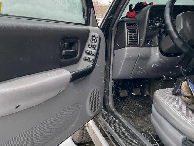 Черный Джип Чероки, объемом двигателя 2.5 л и пробегом 230 тыс. км за 6700 $, фото 3 на Automoto.ua