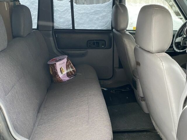 Черный Джип Чероки, объемом двигателя 2.5 л и пробегом 230 тыс. км за 6700 $, фото 7 на Automoto.ua