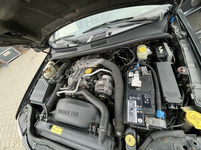 Черный Джип Чероки, объемом двигателя 3.1 л и пробегом 250 тыс. км за 3123 $, фото 14 на Automoto.ua