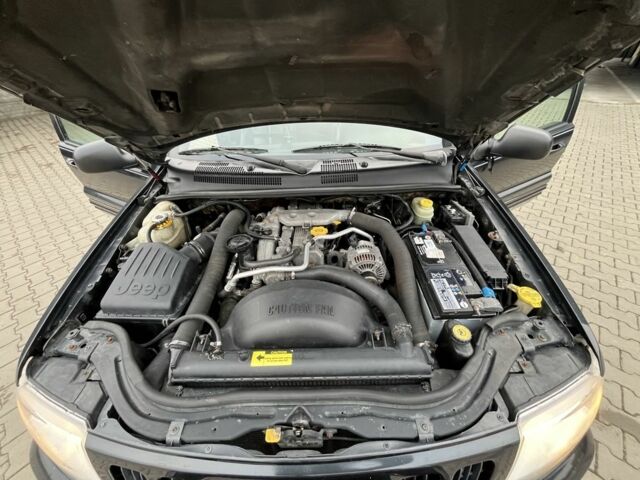 Черный Джип Чероки, объемом двигателя 3.1 л и пробегом 250 тыс. км за 3123 $, фото 13 на Automoto.ua