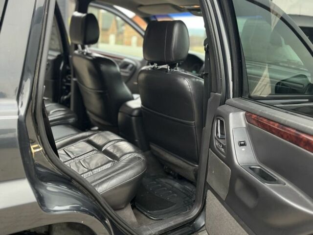 Черный Джип Чероки, объемом двигателя 3.1 л и пробегом 250 тыс. км за 3123 $, фото 11 на Automoto.ua