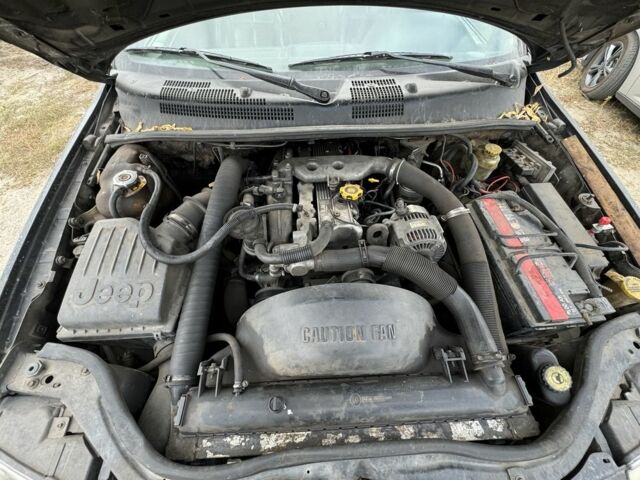 Джип Чероки 2000 в Синельниковом на Automoto.ua Черный Джип Чероки, объемом двигателя 3.1 л и пробегом 200 тыс. км за 2050 $, фото 6 на Automoto.ua