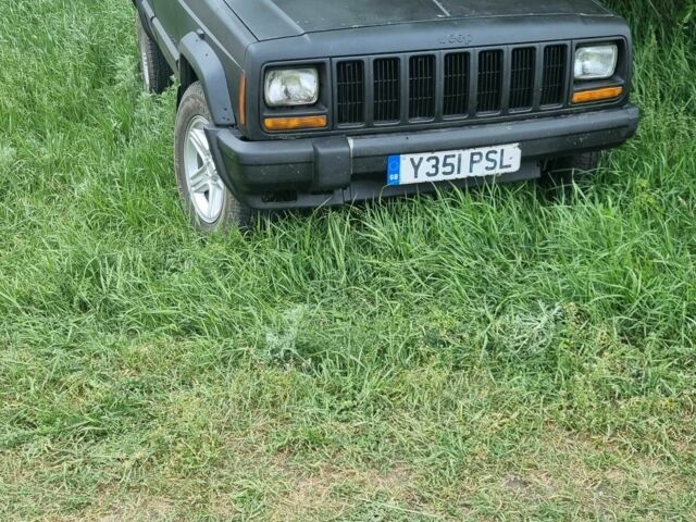 Чорний Джип Cherokee, об'ємом двигуна 2.5 л та пробігом 140 тис. км за 4000 $, фото 4 на Automoto.ua