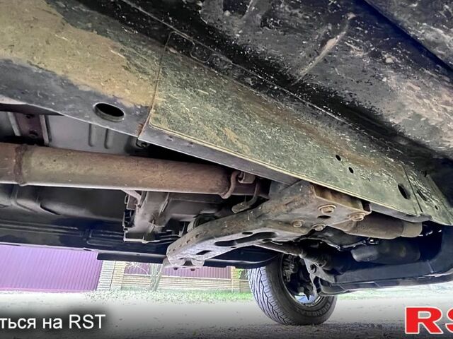 Чорний Джип Cherokee, об'ємом двигуна 2.5 л та пробігом 185 тис. км за 7500 $, фото 11 на Automoto.ua