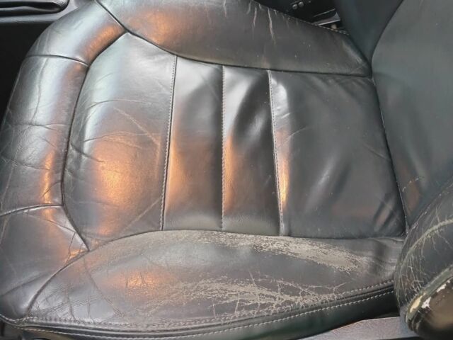 Черный Джип Чероки, объемом двигателя 0 л и пробегом 266 тыс. км за 9500 $, фото 9 на Automoto.ua