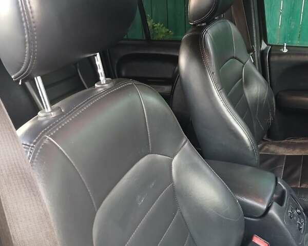 Чорний Джип Cherokee, об'ємом двигуна 2.8 л та пробігом 266 тис. км за 9500 $, фото 17 на Automoto.ua