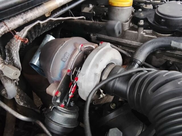 Черный Джип Чероки, объемом двигателя 2.7 л и пробегом 268 тыс. км за 4999 $, фото 8 на Automoto.ua