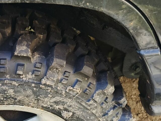 Черный Джип Чероки, объемом двигателя 2.7 л и пробегом 250 тыс. км за 7500 $, фото 6 на Automoto.ua