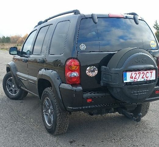 Черный Джип Чероки, объемом двигателя 2.8 л и пробегом 145 тыс. км за 6381 $, фото 6 на Automoto.ua