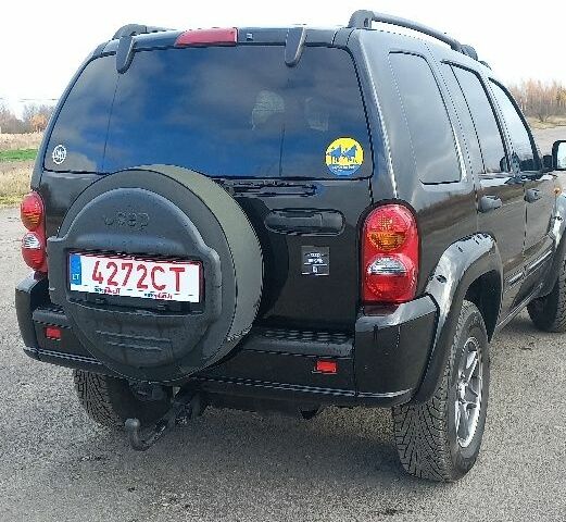 Черный Джип Чероки, объемом двигателя 2.8 л и пробегом 145 тыс. км за 6381 $, фото 3 на Automoto.ua