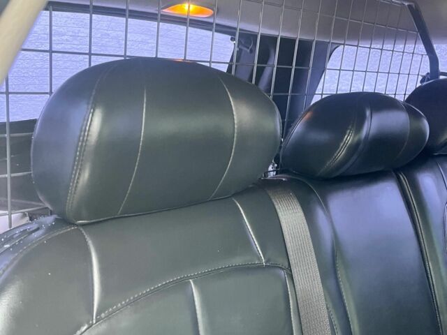 Чорний Джип Cherokee, об'ємом двигуна 0 л та пробігом 240 тис. км за 3000 $, фото 4 на Automoto.ua