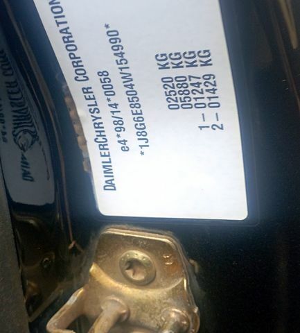 Черный Джип Чероки, объемом двигателя 2.8 л и пробегом 306 тыс. км за 6000 $, фото 4 на Automoto.ua