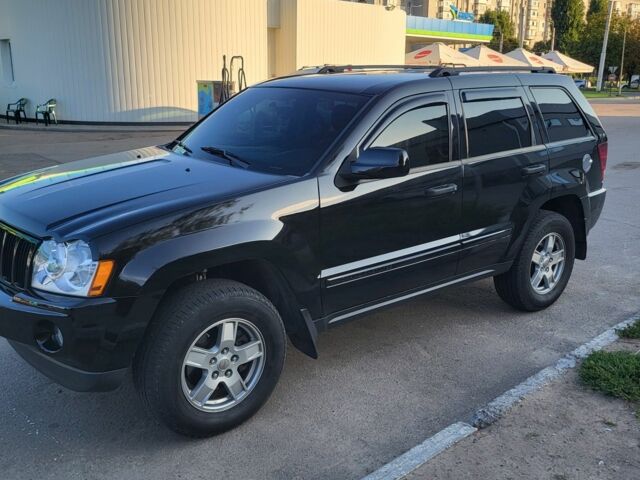 Чорний Джип Cherokee, об'ємом двигуна 3.7 л та пробігом 300 тис. км за 8000 $, фото 1 на Automoto.ua