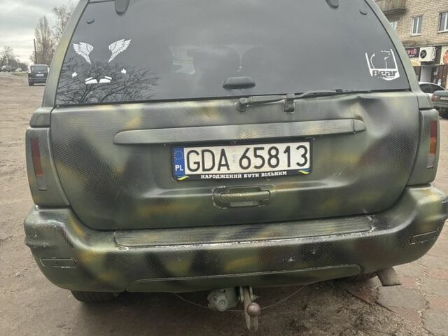 Чорний Джип Cherokee, об'ємом двигуна 3 л та пробігом 300 тис. км за 4251 $, фото 3 на Automoto.ua