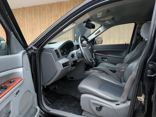 Чорний Джип Cherokee, об'ємом двигуна 3 л та пробігом 320 тис. км за 2900 $, фото 5 на Automoto.ua