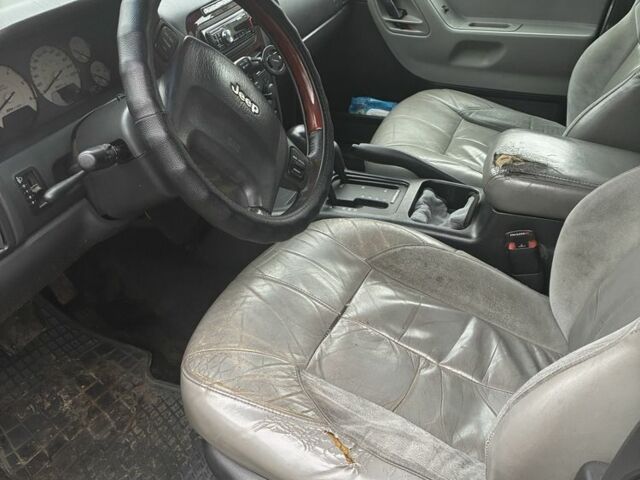 Черный Джип Чероки, объемом двигателя 3 л и пробегом 300 тыс. км за 4257 $, фото 7 на Automoto.ua