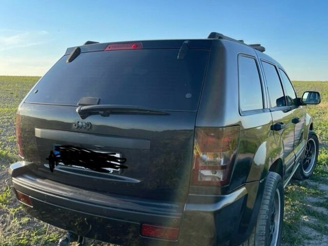 Чорний Джип Cherokee, об'ємом двигуна 3 л та пробігом 415 тис. км за 10500 $, фото 4 на Automoto.ua