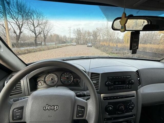 Чорний Джип Cherokee, об'ємом двигуна 3 л та пробігом 288 тис. км за 4200 $, фото 4 на Automoto.ua