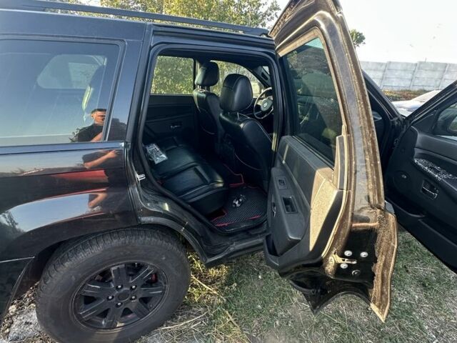 Чорний Джип Cherokee, об'ємом двигуна 3 л та пробігом 3 тис. км за 6000 $, фото 3 на Automoto.ua