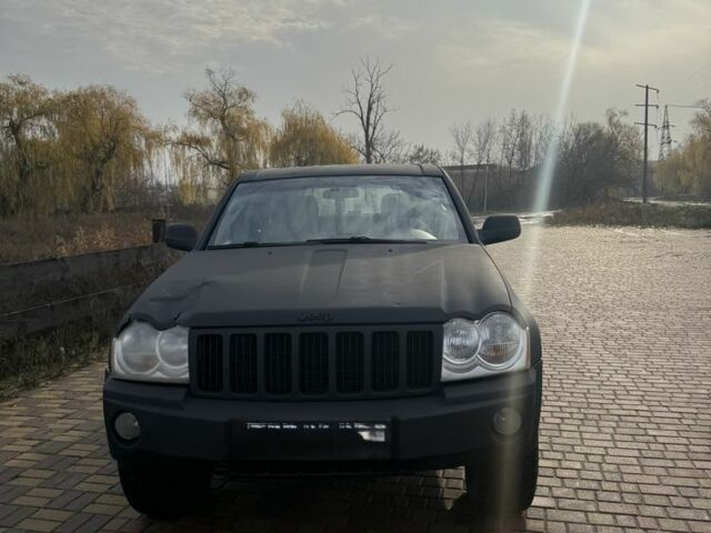 Чорний Джип Cherokee, об'ємом двигуна 3 л та пробігом 288 тис. км за 4200 $, фото 2 на Automoto.ua