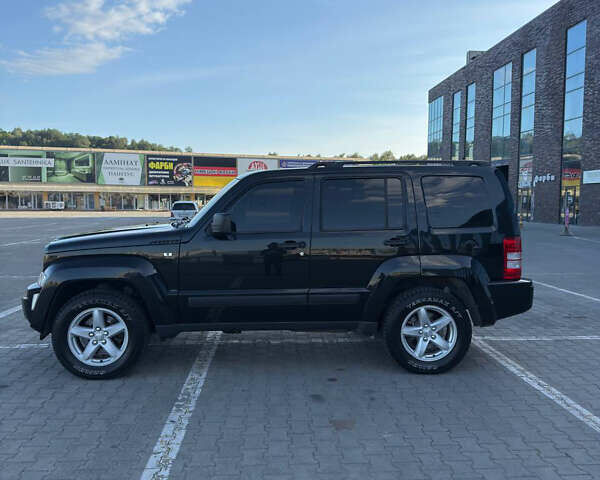 Черный Джип Чероки, объемом двигателя 2.77 л и пробегом 296 тыс. км за 12700 $, фото 4 на Automoto.ua