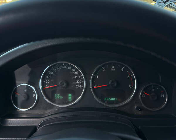 Черный Джип Чероки, объемом двигателя 2.77 л и пробегом 296 тыс. км за 12700 $, фото 18 на Automoto.ua