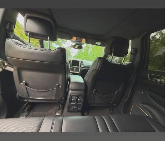 Чорний Джип Cherokee, об'ємом двигуна 3 л та пробігом 200 тис. км за 20000 $, фото 6 на Automoto.ua
