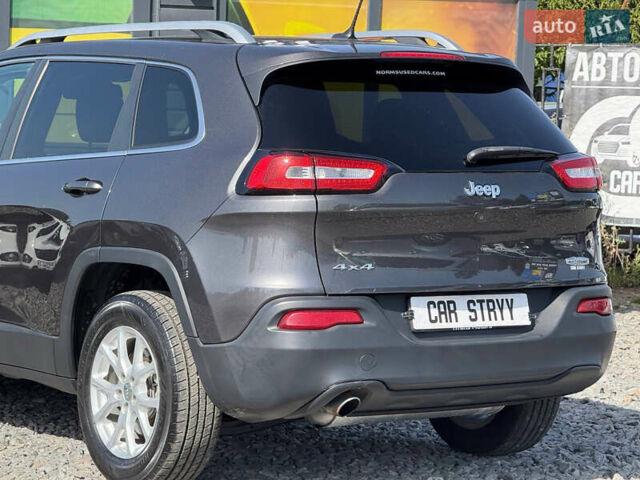 Чорний Джип Cherokee, об'ємом двигуна 2.4 л та пробігом 139 тис. км за 12500 $, фото 19 на Automoto.ua
