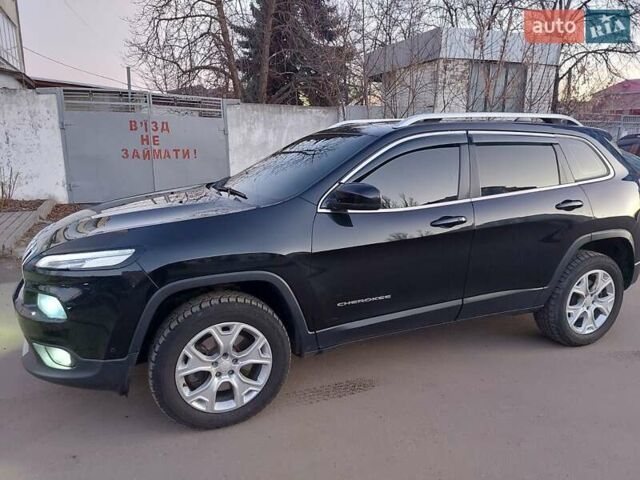 Черный Джип Чероки, объемом двигателя 1.96 л и пробегом 77 тыс. км за 15800 $, фото 2 на Automoto.ua
