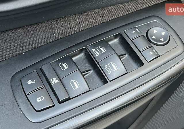 Черный Джип Чероки, объемом двигателя 2.4 л и пробегом 145 тыс. км за 12900 $, фото 25 на Automoto.ua