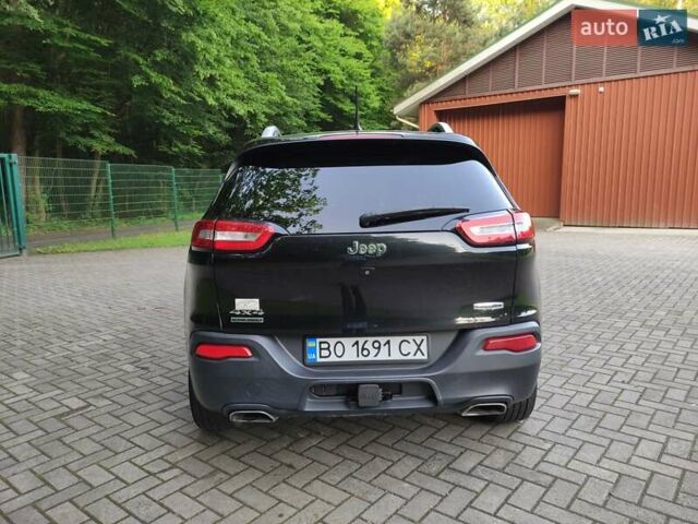 Чорний Джип Cherokee, об'ємом двигуна 3.24 л та пробігом 189 тис. км за 14500 $, фото 7 на Automoto.ua