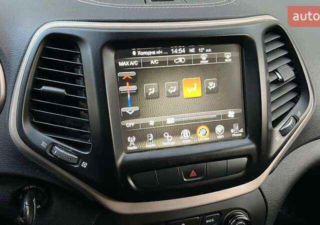 Черный Джип Чероки, объемом двигателя 2.4 л и пробегом 145 тыс. км за 12900 $, фото 19 на Automoto.ua