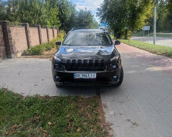 Чорний Джип Cherokee, об'ємом двигуна 2.36 л та пробігом 67 тис. км за 14555 $, фото 1 на Automoto.ua