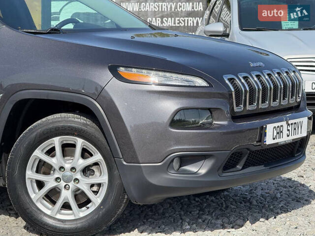 Чорний Джип Cherokee, об'ємом двигуна 2.4 л та пробігом 139 тис. км за 12500 $, фото 15 на Automoto.ua