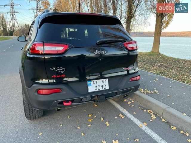 Черный Джип Чероки, объемом двигателя 3.24 л и пробегом 186 тыс. км за 15500 $, фото 9 на Automoto.ua