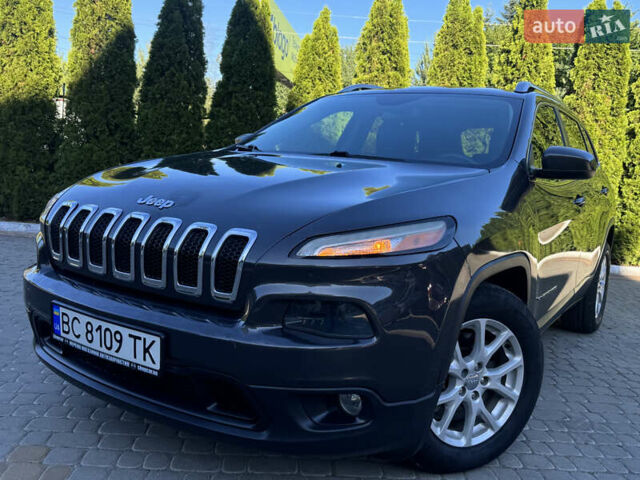 Чорний Джип Cherokee, об'ємом двигуна 2.36 л та пробігом 174 тис. км за 10450 $, фото 5 на Automoto.ua