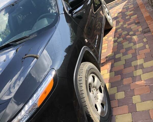 Черный Джип Чероки, объемом двигателя 2.36 л и пробегом 205 тыс. км за 14500 $, фото 2 на Automoto.ua