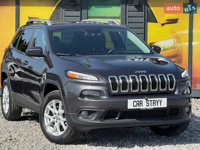 Чорний Джип Cherokee, об'ємом двигуна 2.4 л та пробігом 139 тис. км за 12500 $, фото 11 на Automoto.ua