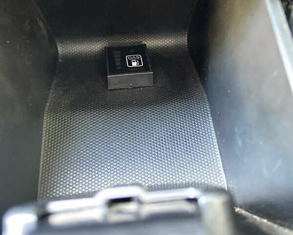 Черный Джип Чероки, объемом двигателя 2.36 л и пробегом 167 тыс. км за 13300 $, фото 24 на Automoto.ua