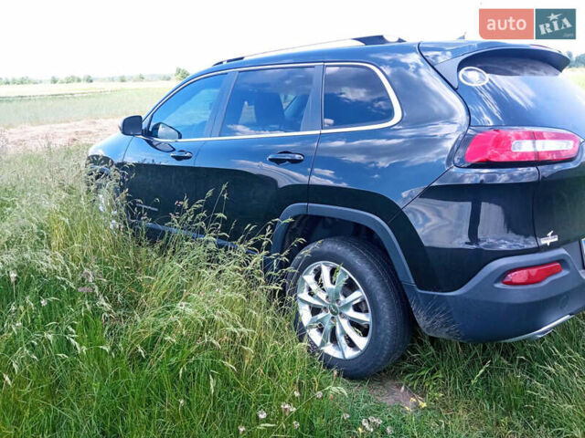 Чорний Джип Cherokee, об'ємом двигуна 3.24 л та пробігом 175 тис. км за 14200 $, фото 11 на Automoto.ua