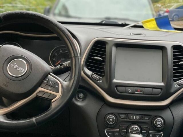Чорний Джип Cherokee, об'ємом двигуна 3.2 л та пробігом 100 тис. км за 9500 $, фото 1 на Automoto.ua