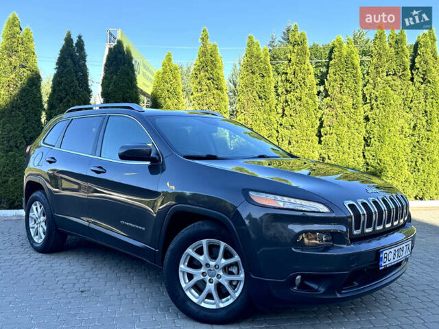 Чорний Джип Cherokee, об'ємом двигуна 2.36 л та пробігом 174 тис. км за 10450 $, фото 14 на Automoto.ua